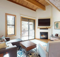 3098 Silver Strike  Modern 2 BR Condo w/ Bonus Loft - Prime Northstar! - Accommodation Los Angeles