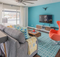 4BR Home in Scottsdale with Hot Tub by WanderJaunt - Accommodation Los Angeles