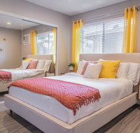 4mi to Disney/55in 4k TV/King Bed - Accommodation Los Angeles