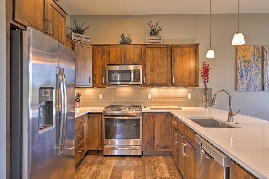 4Mi To Winter Park-Townhome With Private Hot Tub - thumb 3