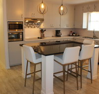 5 Hills Place - Accommodation Los Angeles