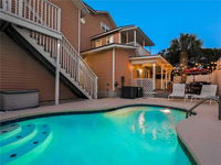 5 O'Clock Somewhere Accommodation Los Angeles