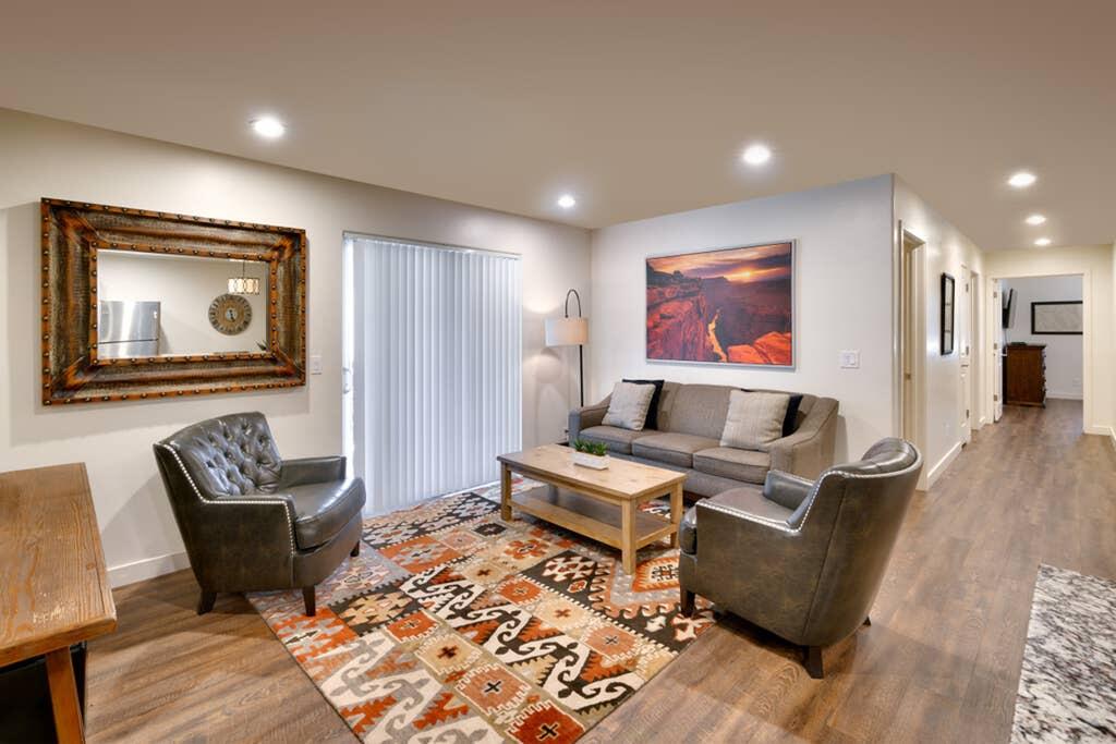 5D New RedCliff Condo, Pool & Hot Tub - thumb 1