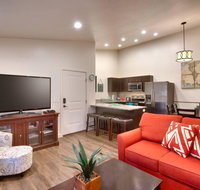 5L Top Floor Redcliff Condo - Accommodation Los Angeles