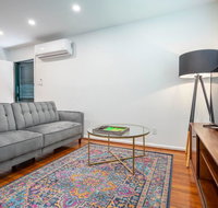 70s Retro Montrose w/Parking Coffee and Netflix - Accommodation Los Angeles