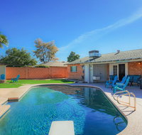 7258 E Wilshire Dr Home - Accommodation Los Angeles