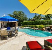 A Splashy Villa - Accommodation Los Angeles