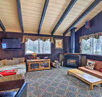 All-Season Mountain Retreat, 4 Mi to Ski Lift - Accommodation Los Angeles