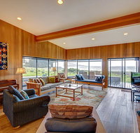 Aloha House - Accommodation Los Angeles