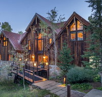 ALPENGLOW - Mountain Home - Accommodation Los Angeles