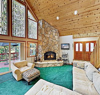 Alpine Getaway: Hot Tub, Game Room, Beach Access Home - Accommodation Los Angeles
