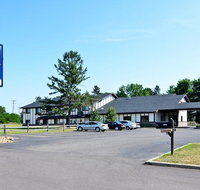 AmeriVu Inn and Suites - Hayward - Accommodation Los Angeles