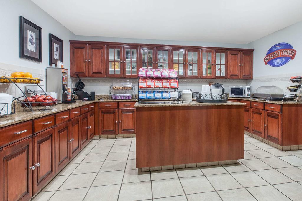 Baymont By Wyndham Lubbock West - thumb 2