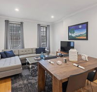 Beautiful 2 bedroom-Graduate Hospital-Back Patio - Accommodation Los Angeles