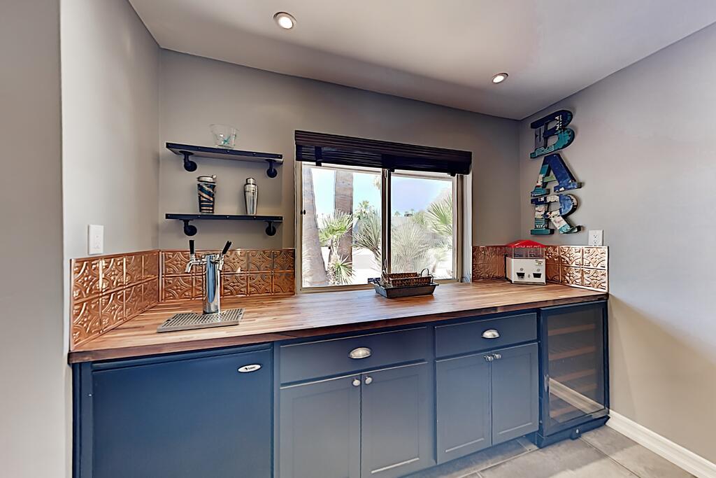 Beautiful Remodeled Mid-Century Home Near Old Town Scottsdale Home - thumb 3