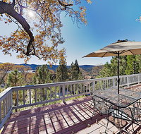 Beautiful Retreat: Lake/Mountain Views & Game Room home - Accommodation Los Angeles