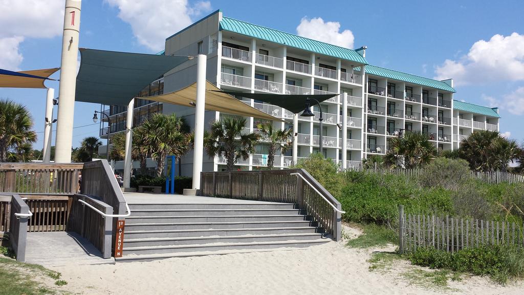 Bermuda Sands On The Boardwalk - thumb 1
