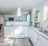 Bikini Bottom - Accommodation Los Angeles