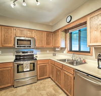 Branson Area Condo with Pool & Fishing Lake Access! - Accommodation Los Angeles