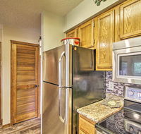 Branson Condo 1 Mile to Silver Dollar City! - Accommodation Los Angeles