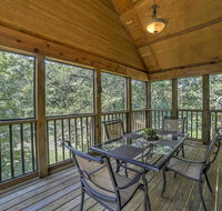 Branson West Cabin with Great Community Amenities! - Accommodation Los Angeles