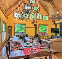 Breathtaking Great Smoky Mountains Retreat with Deck - Accommodation Los Angeles
