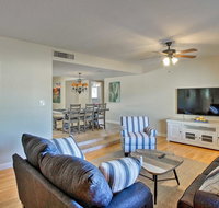 Bright Scottsdale Home with Private Pool and Hot Tub! - Accommodation Los Angeles