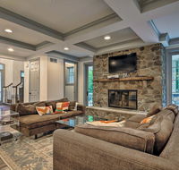 Buck Hill Falls Cottage with Golf and Tennis Access - Accommodation Los Angeles