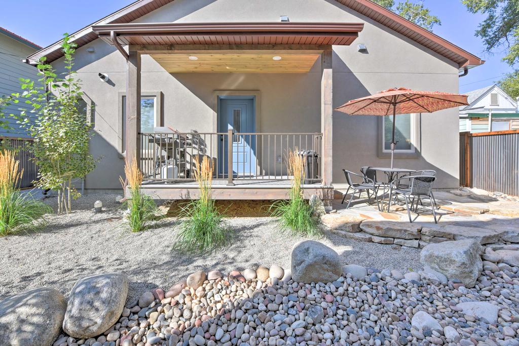 Buena Vista Home With Central AC, 1 Block To Main St - thumb 1