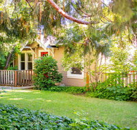 Bullion Street COTTAGES. 1/2 BLOCK WALK TO ALL C - Accommodation Los Angeles