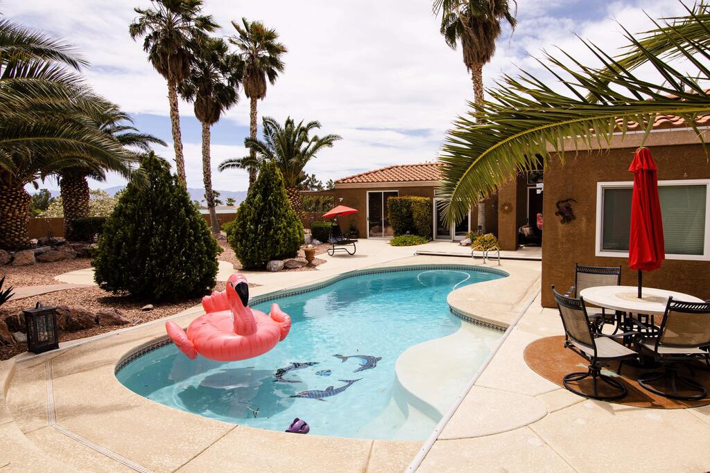 Cabernet Cabana - thumb 0