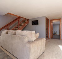 Cabin Dog Friendly Fireplace wifi Parking Outdoor BBQ - Accommodation Los Angeles