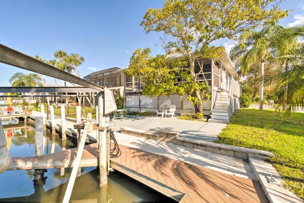 Canalfront Home With Private Dock - 5 Mi To Beaches! - thumb 1