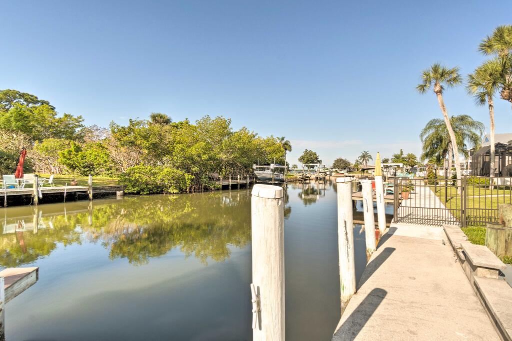 Canalfront Home With Private Dock - 5 Mi To Beaches! - thumb 2
