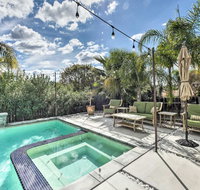 Canyon Lake Home with Jacuzzi 1 Mile to Sierra Park - Accommodation Los Angeles