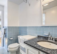 Cape Cod House with Deck & Grill - 2 Miles to Beach! - Accommodation Los Angeles