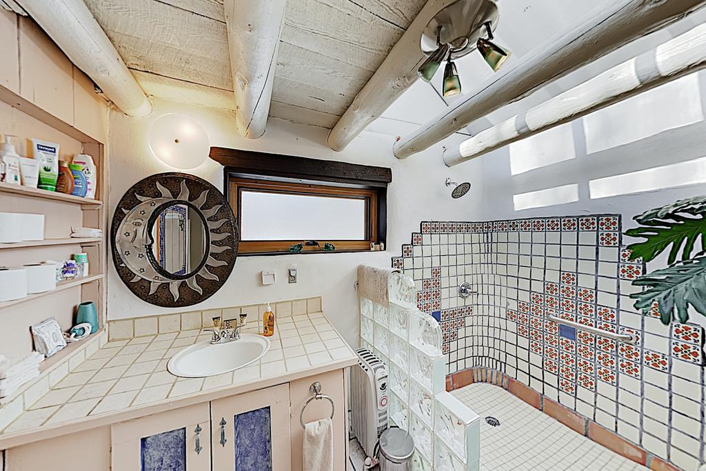 Casa Feliz At Historic Lumina Gardens W/ Hot Tub Cottage - thumb 2