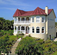 Castle by the Sea, 7 Bedroom, Ocean View, Putting Green, Tiki Bar, Sleeps 17 - Accommodation Los Angeles