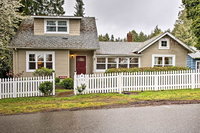 Booking Indianola Accommodation Los Angeles