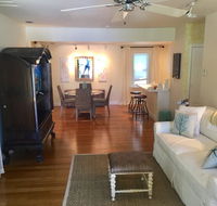 Charming Abode Cottage! Cottage - Accommodation Los Angeles