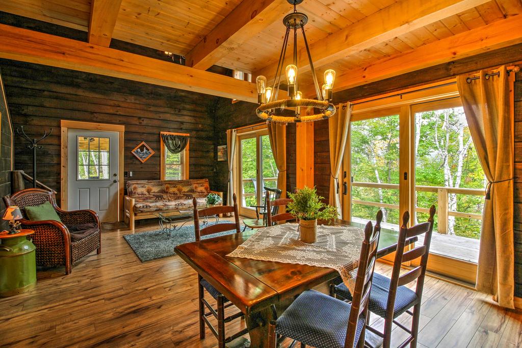 Charming Cabin On 70+ Acres, 15 Min To Montpelier - thumb 0