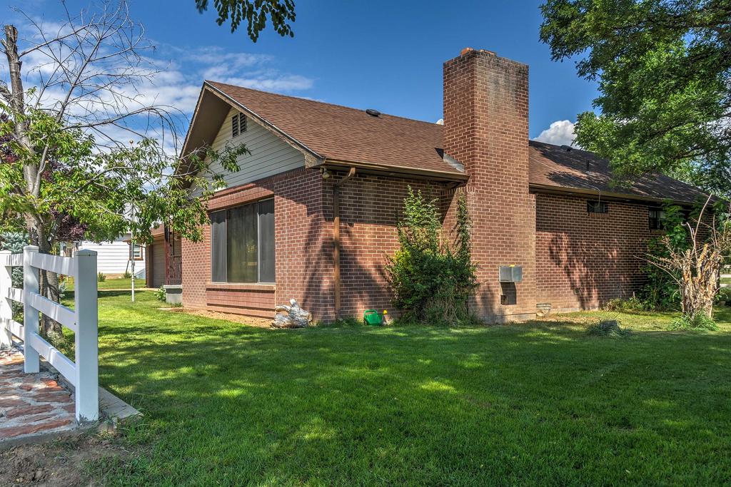 Charming Home In Central Escalante W/ Mtn. Views! - thumb 2