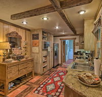 Charming Home  4 Mi to Sapphire Valley Resort - Accommodation Los Angeles