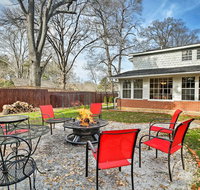 Cheery Cottage with Yard - Marietta Square Less Than 1 Mi - Accommodation Los Angeles