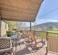 Chic Asheville Retreat with Game Room & Views! - Accommodation Los Angeles