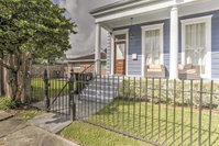 Chic New Orleans Duplex - Near Public Street Cars Accommodation Los Angeles
