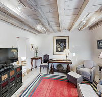 Chic Waterfall Suite at Lumina Gardens w/ Hot Tub cottage - Accommodation Los Angeles