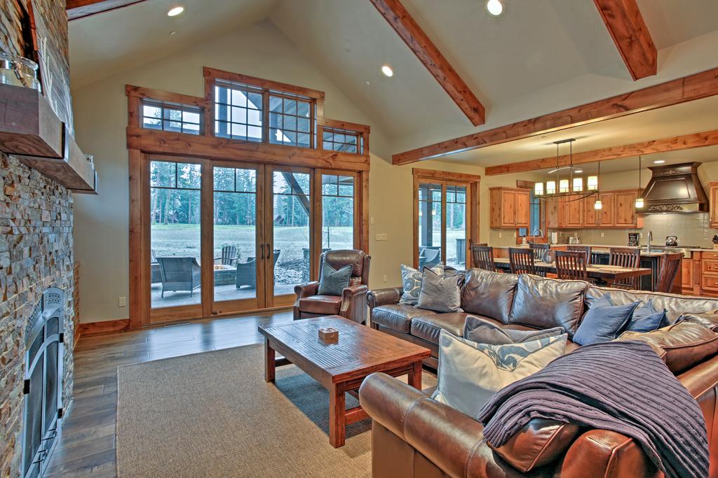 Cle Elum Home On Golf Course With Fire Pit & Hot Tub - thumb 3