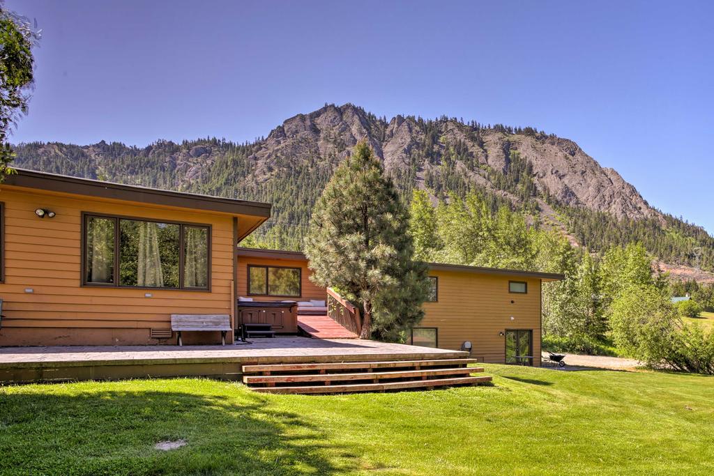Cle Elum House On 8 Acres - Perfect Event Venue! - thumb 1