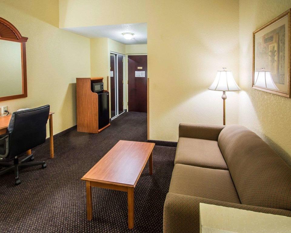 Comfort Inn & Suites Jupiter I-95 - thumb 1